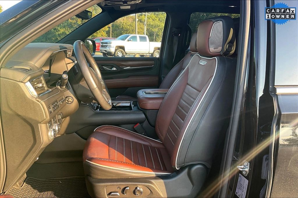 Used 2023 GMC Yukon Denali Ultimate image 25
