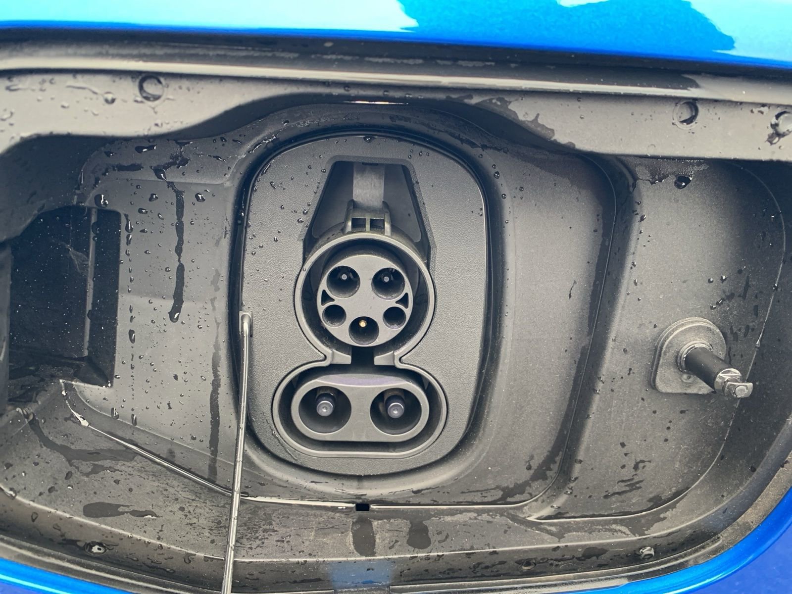 New 2026 Chevrolet Equinox EV LT image 10