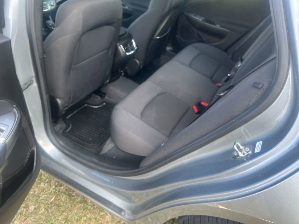 Used 2023 Chevrolet Malibu LT image 21