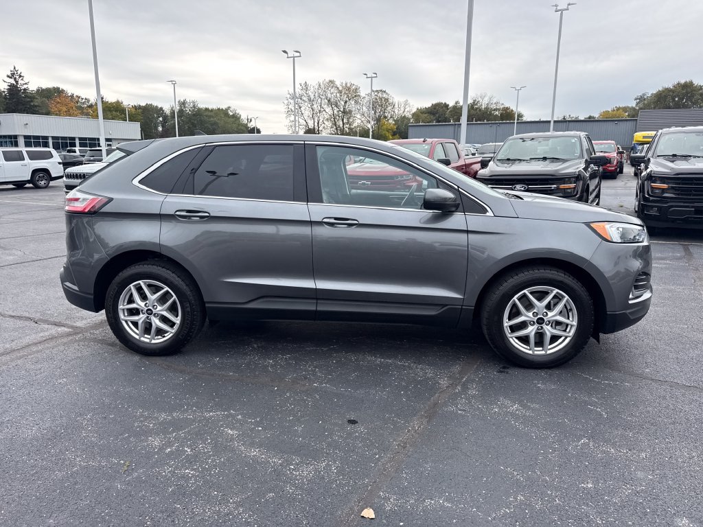 Used 2023 Ford Edge SEL w/ Convenience Package AWD/4WD image 6