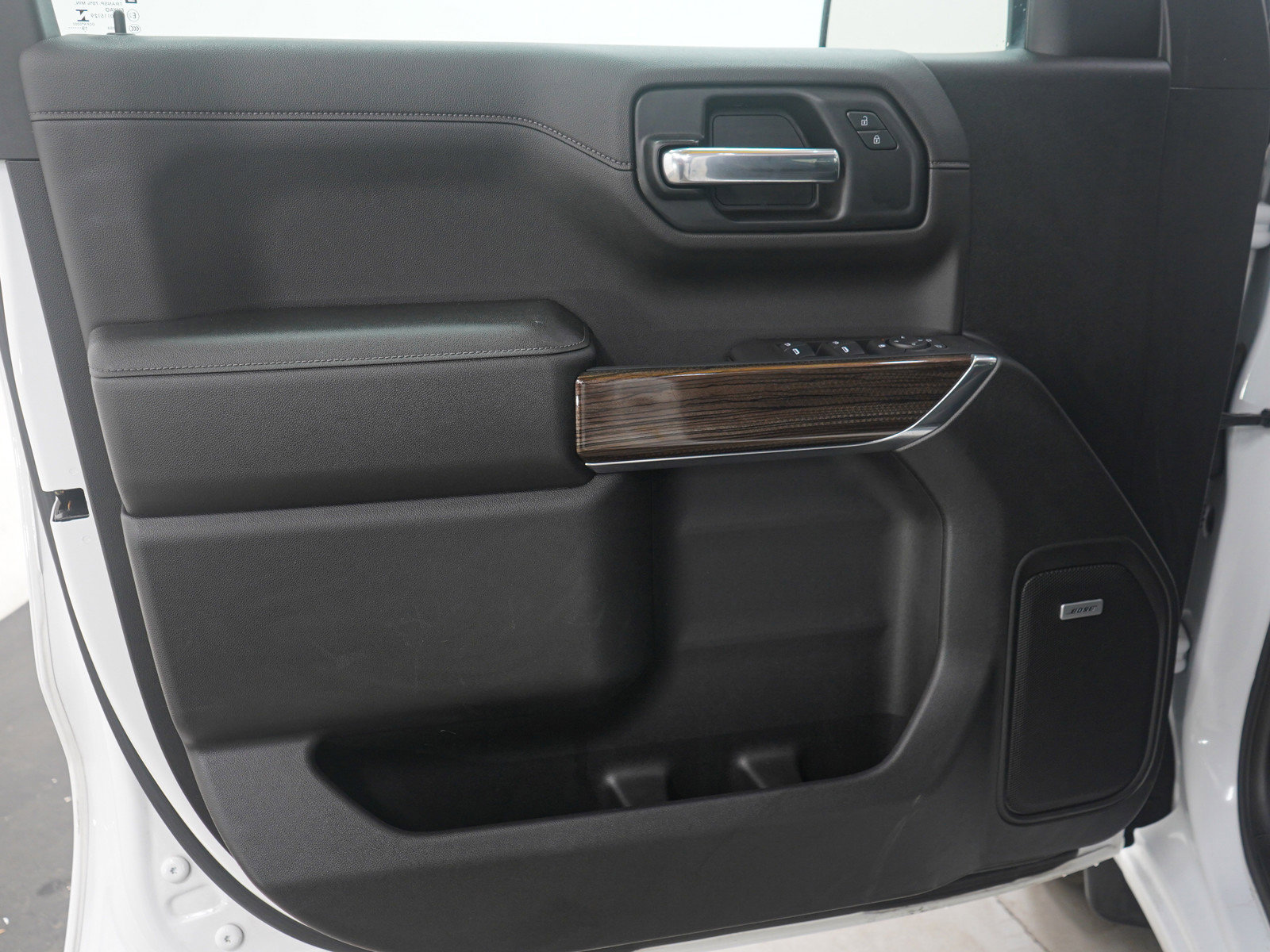 Used 2020 Chevrolet Silverado 1500 RST image 21