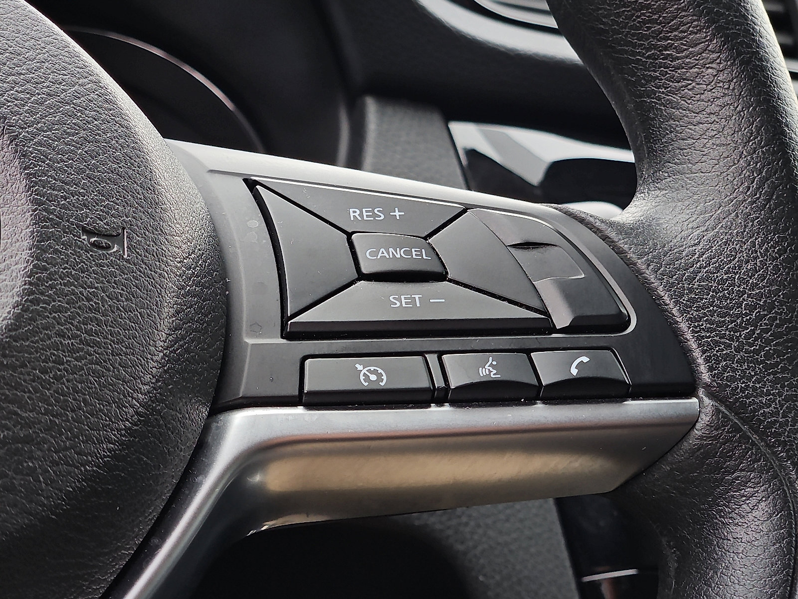 Certified 2019 Nissan Rogue S image 20