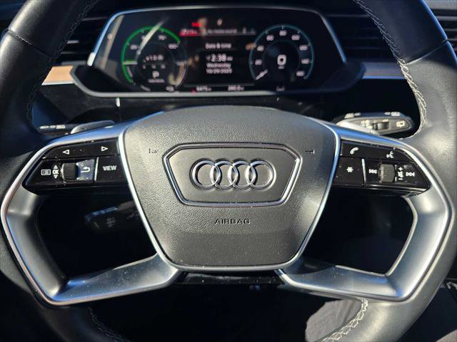 Used 2024 Audi Q8 e-tron Premium Plus image 27