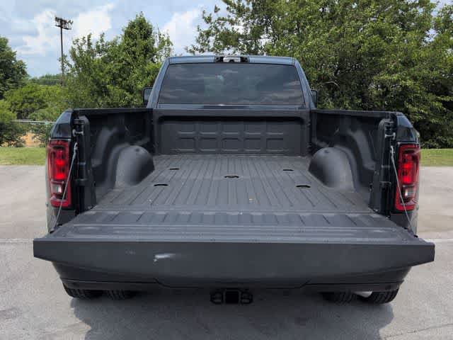 New 2026 RAM 3500 Big Horn AWD/4WD image 35