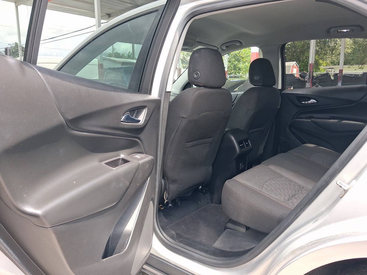 Used 2019 Chevrolet Equinox LT FWD image 11