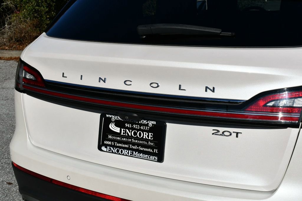 Used 2019 Lincoln Nautilus Reserve image 10