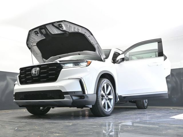 Used 2025 Honda Pilot Elite image 44