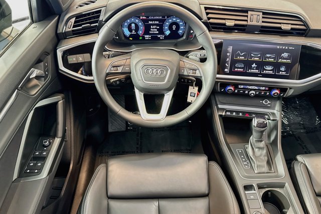 Used 2025 Audi Q3 2.0T Premium w/ Black Optic Sport Package AWD/4WD image 20