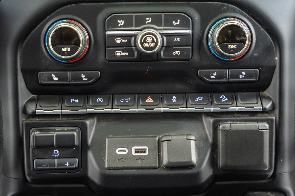Used 2020 Chevrolet Silverado 1500 LT Trail Boss AWD/4WD image 26