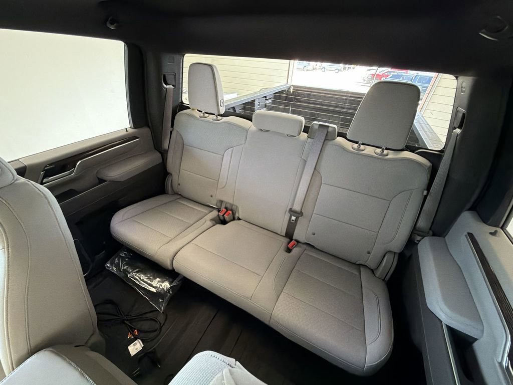 New 2026 GMC Sierra 3500 SLE w/ SLE Value Package AWD/4WD image 26