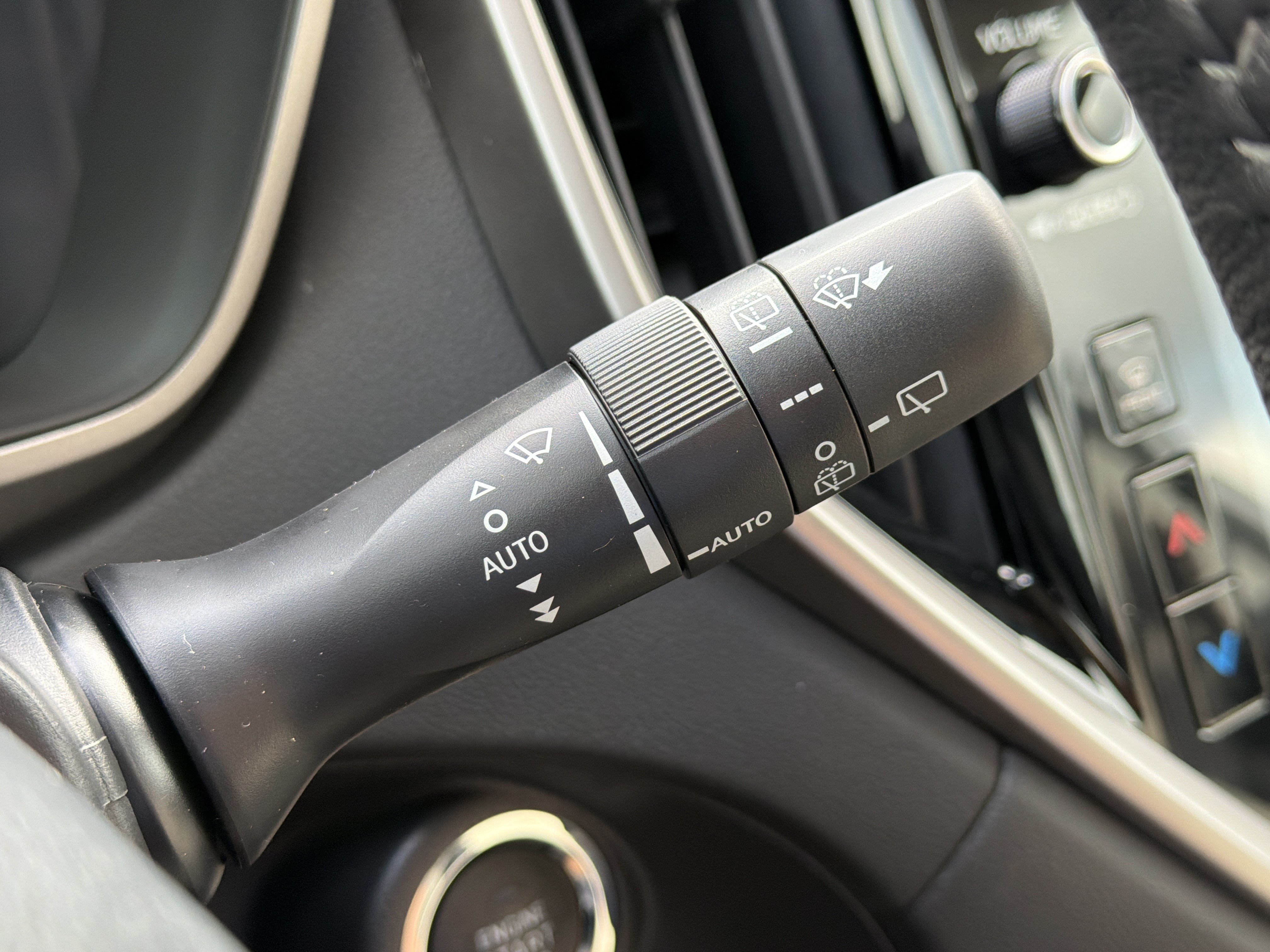 New 2027 Subaru Ascent Limited AWD/4WD image 17