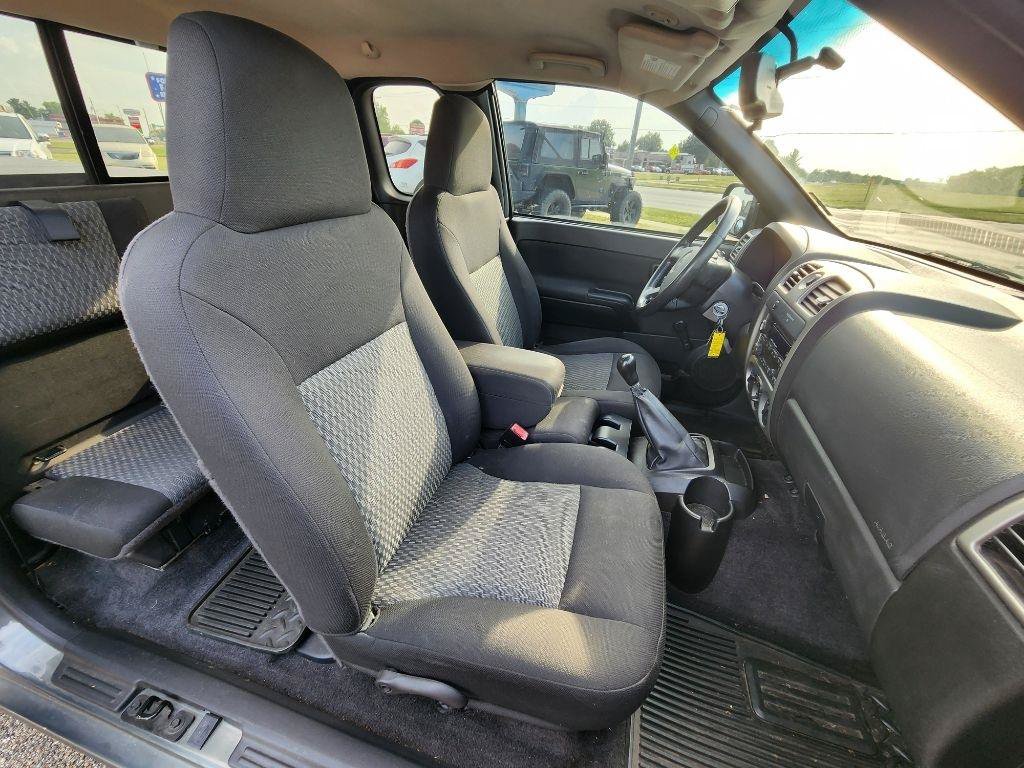 Used 2010 GMC Canyon SLE RWD image 16