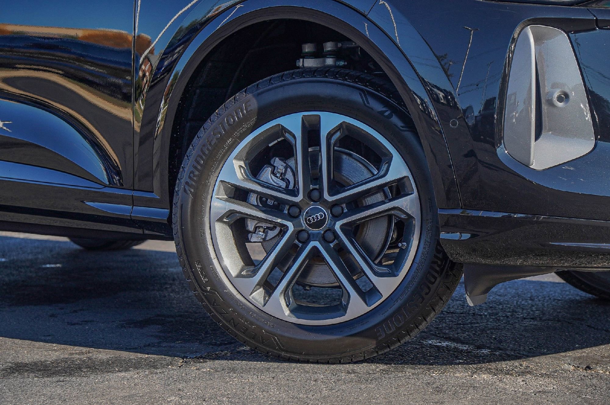 New 2025 Audi Q5 Premium Plus