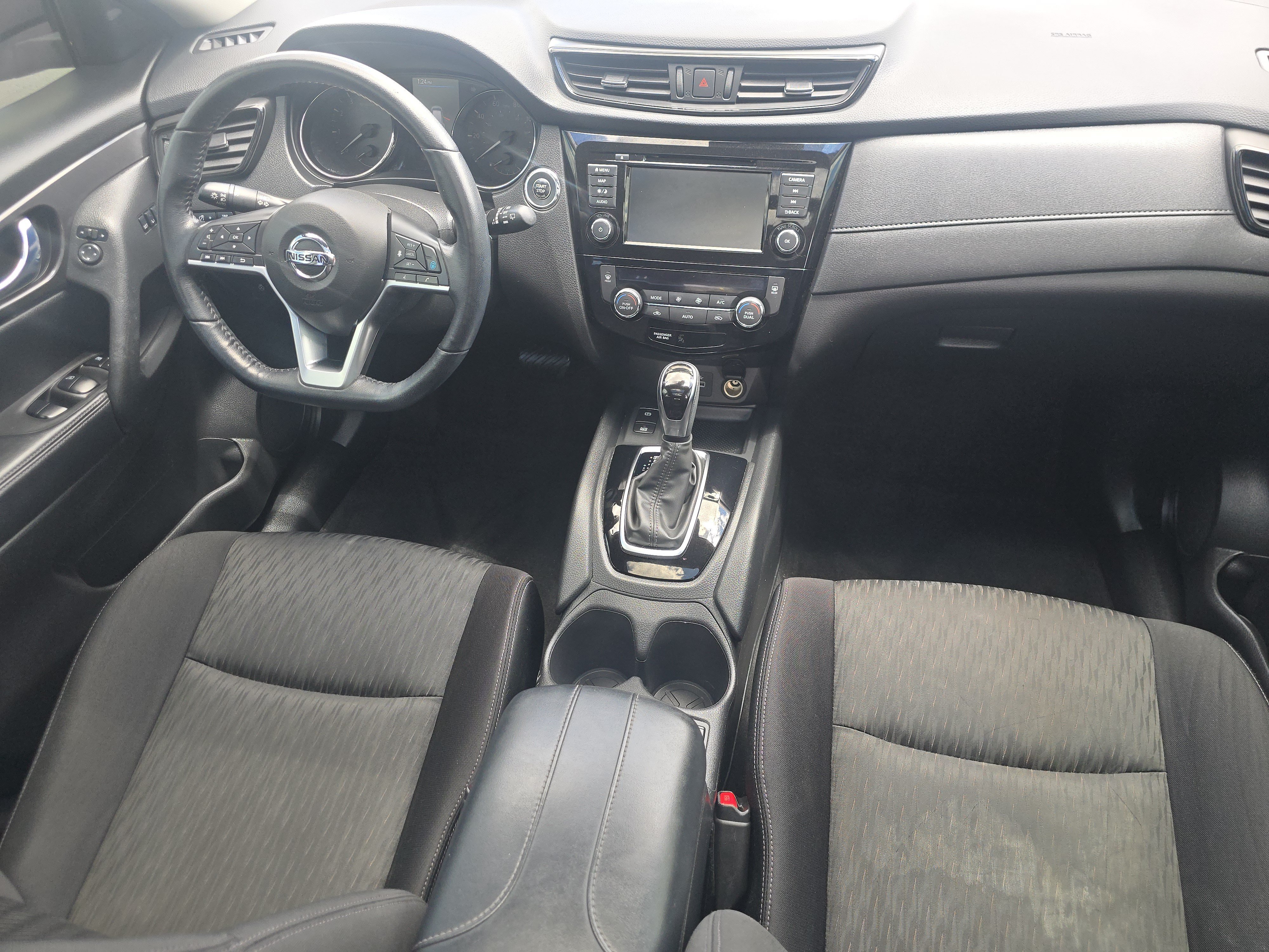 Used 2020 Nissan Rogue SV w/ Sun & Sound Touring Package AWD/4WD image 22