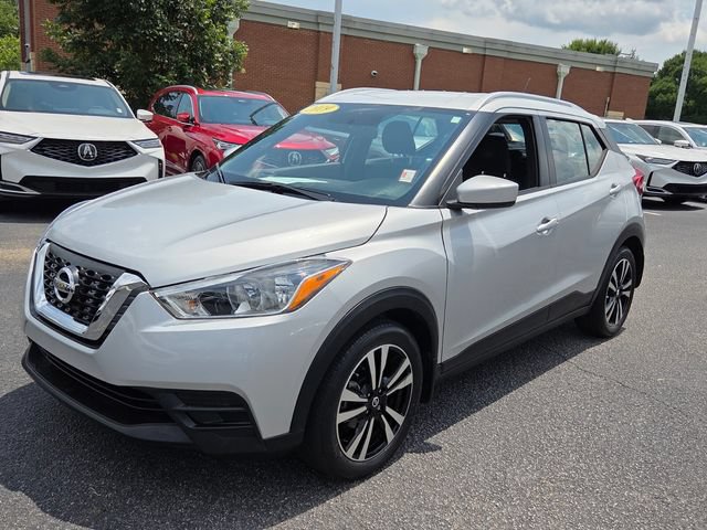 Used 2019 Nissan Kicks SV FWD image 3