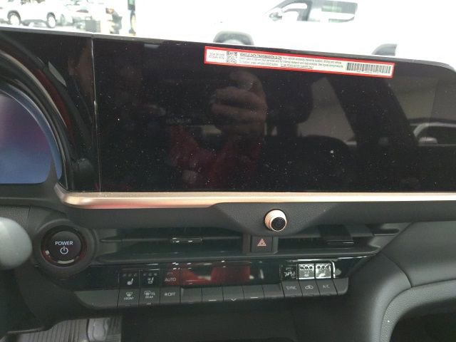 New 2026 Toyota Crown Platinum image 25