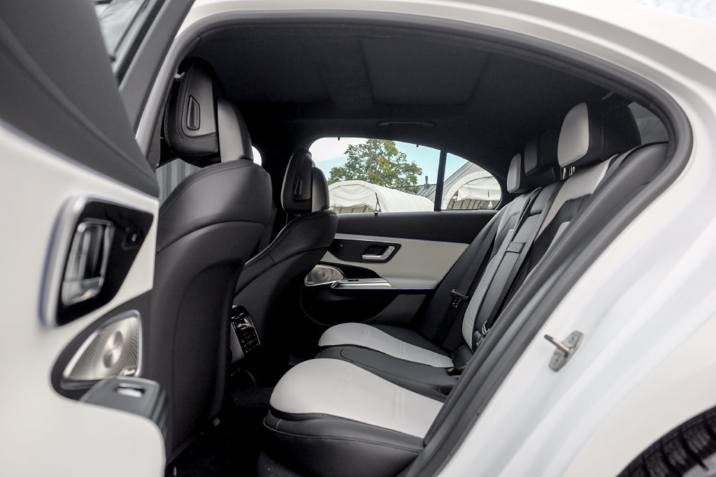 New 2027 Mercedes-Benz E 53 AMG e 4MATIC Sedan image 18