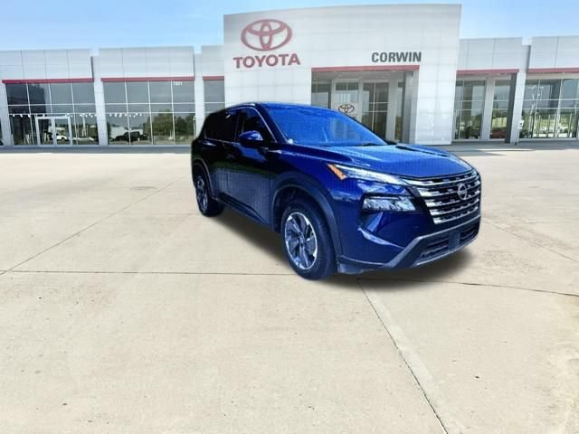 Used 2025 Nissan Rogue SV FWD image 40