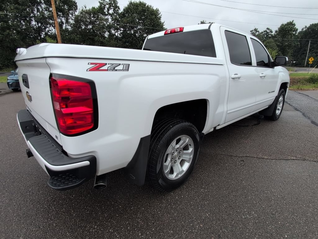Used 2018 Chevrolet Silverado 1500 LT w/ All Star Edition AWD/4WD image 7