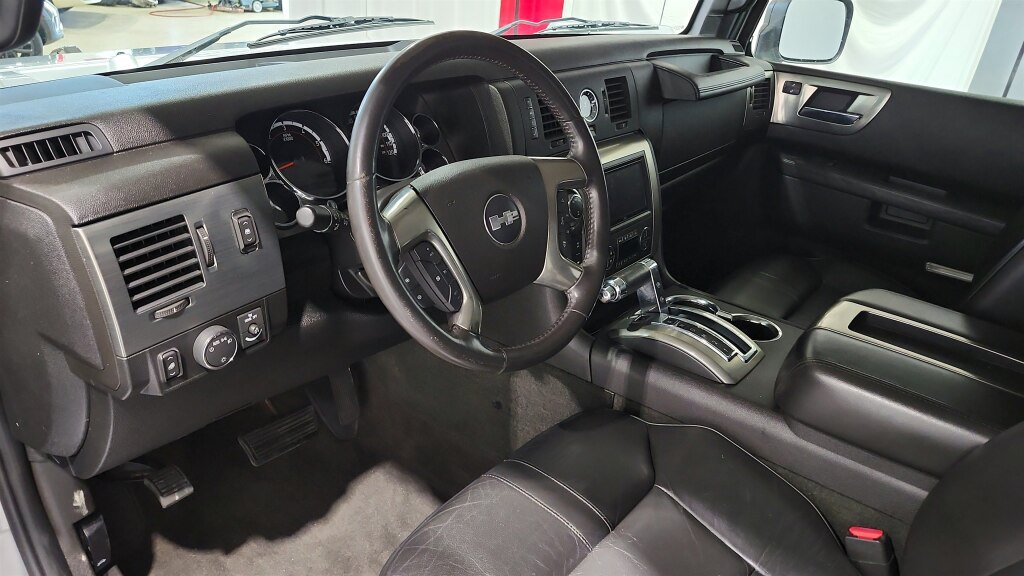 Used 2009 HUMMER H2 Luxury AWD/4WD image 23