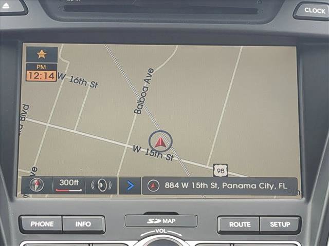 Used 2013 Hyundai Santa Fe Sport 2.0T w/ Technology Pkg image 13