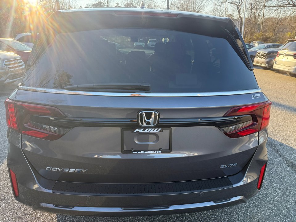 Used 2026 Honda Odyssey Elite image 14