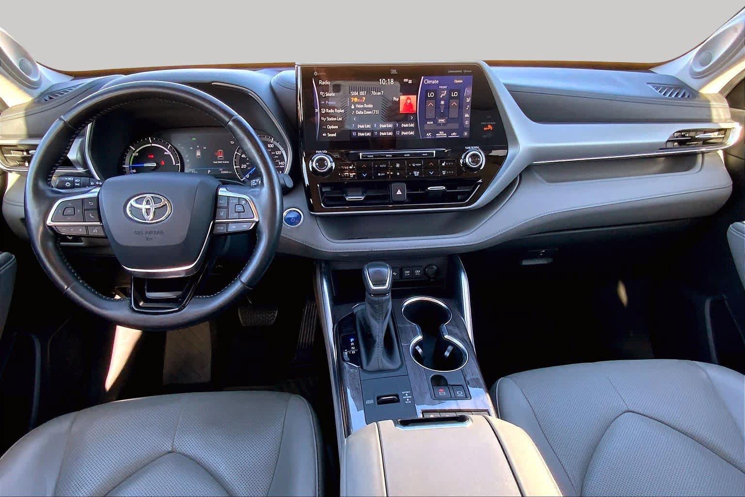 Used 2020 Toyota Highlander Platinum AWD/4WD image 38