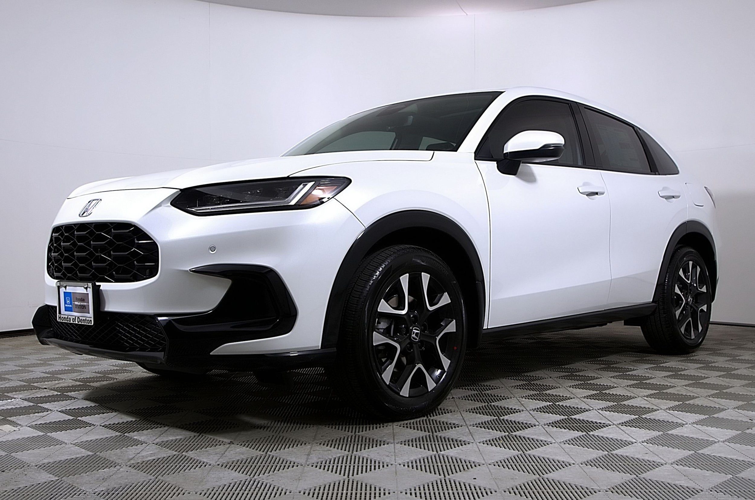 New 2027 Honda HR-V EX-L image 2