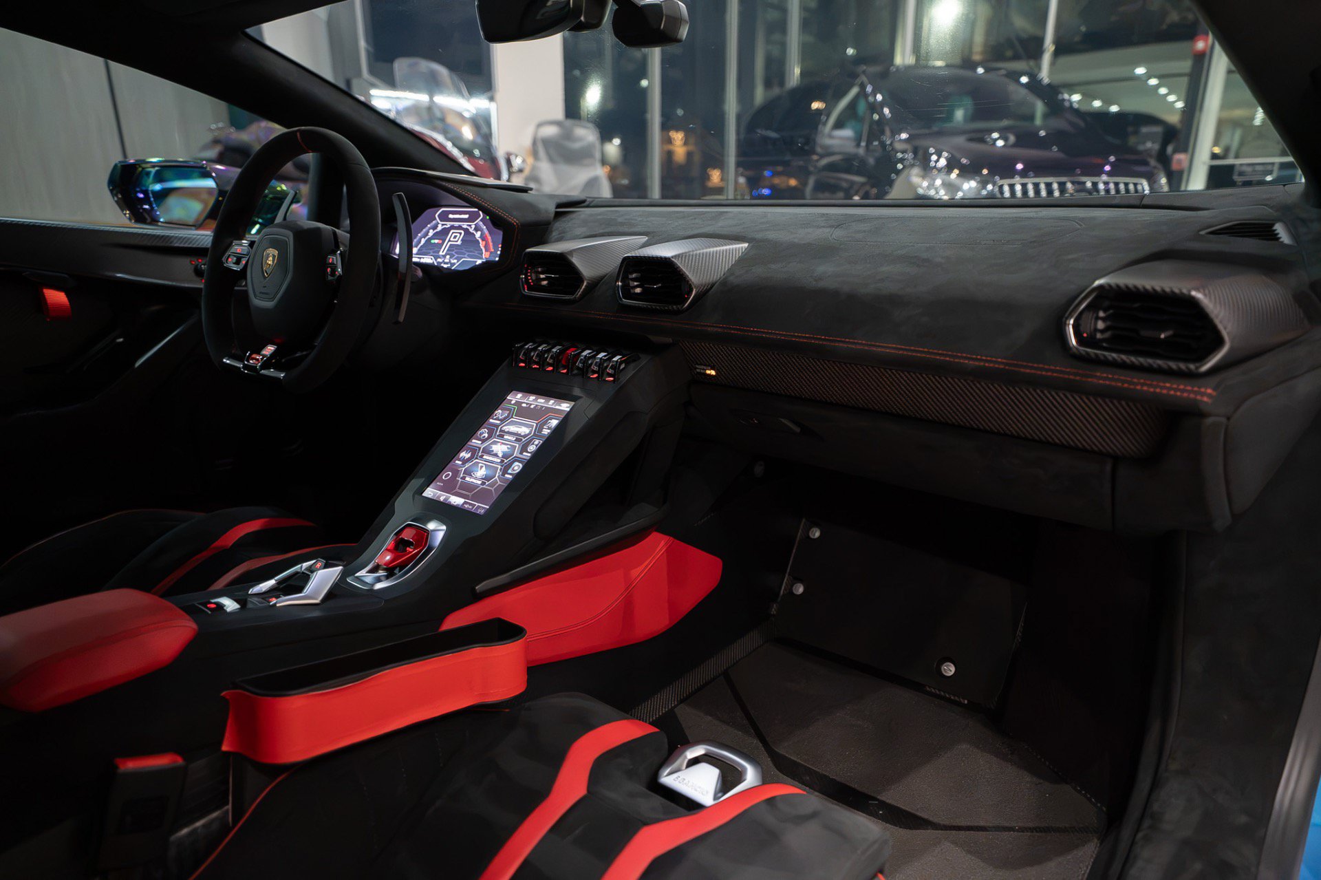 Used 2023 Lamborghini Huracan STO RWD image 29