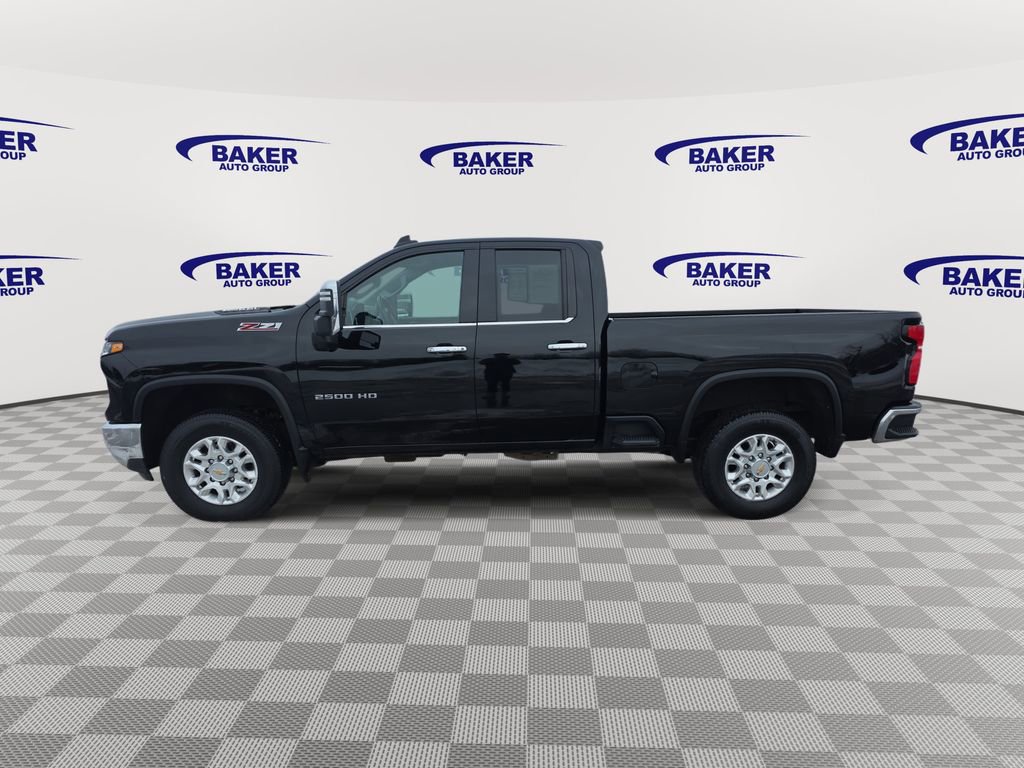 Certified 2024 Chevrolet Silverado 2500 LTZ w/ LTZ Convenience Package image 8