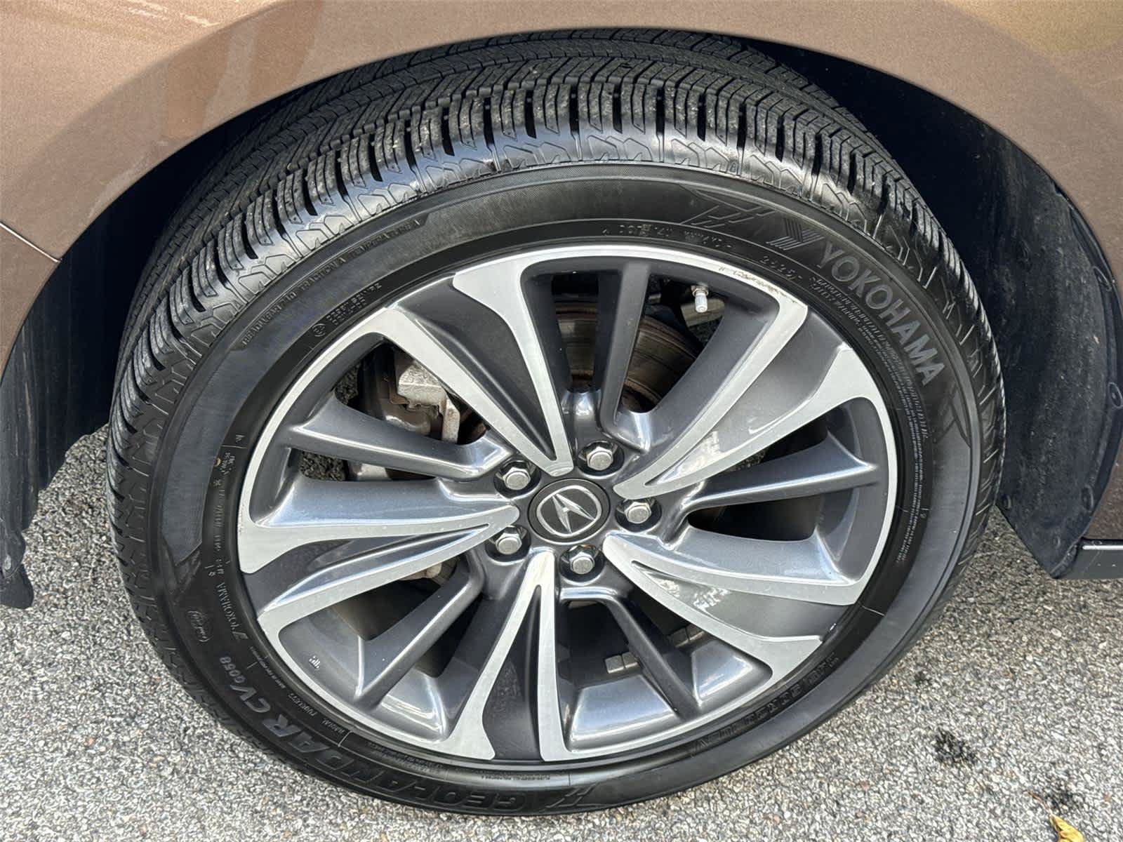 Used 2019 Acura MDX w/ Technology Package AWD/4WD image 11