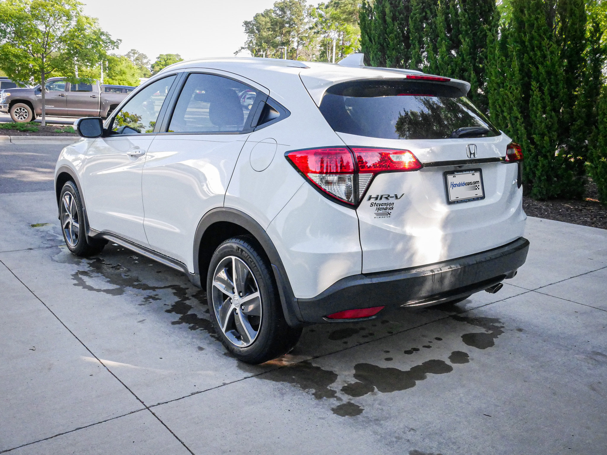 Used 2022 Honda HR-V EX image 9