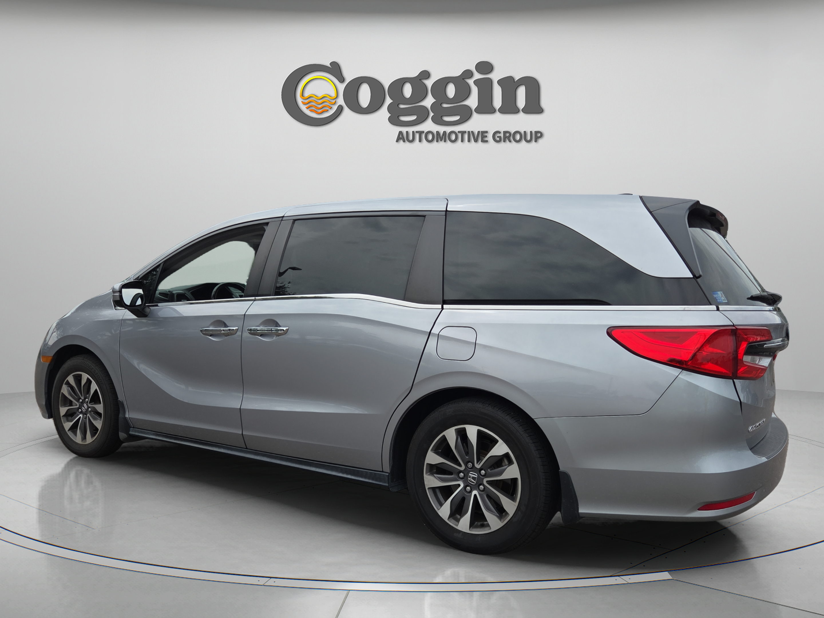 Used 2021 Honda Odyssey EX-L image 3