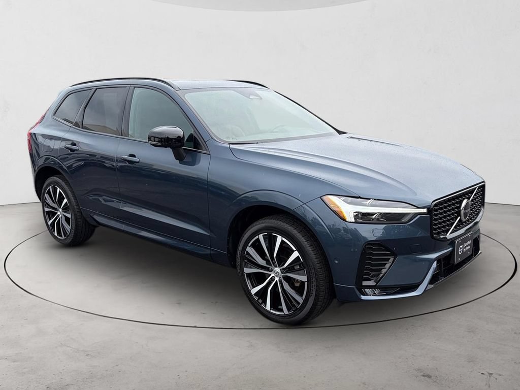 Certified 2024 Volvo XC60 B5 Plus w/ Climate Package AWD/4WD image 7