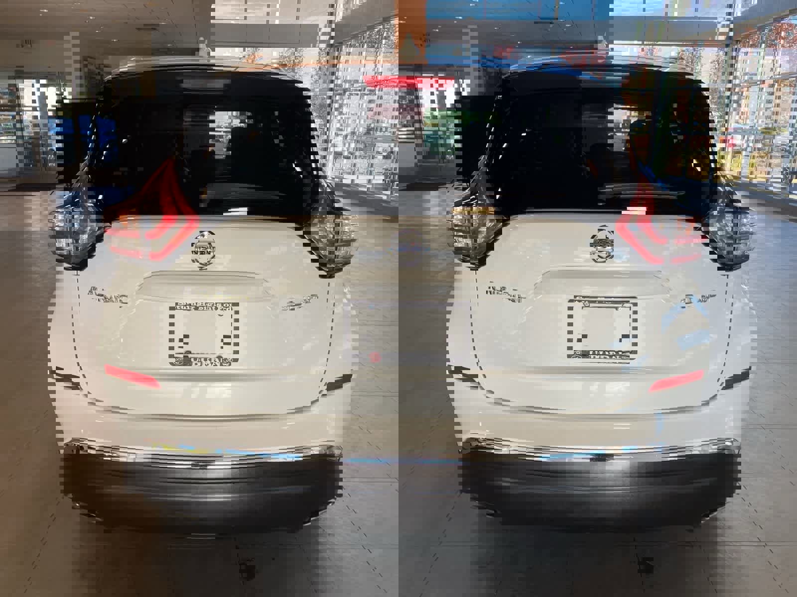 Used 2018 Nissan Murano S image 6