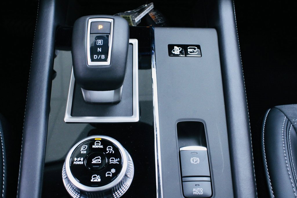 New 2025 Mitsubishi Outlander SE image 19