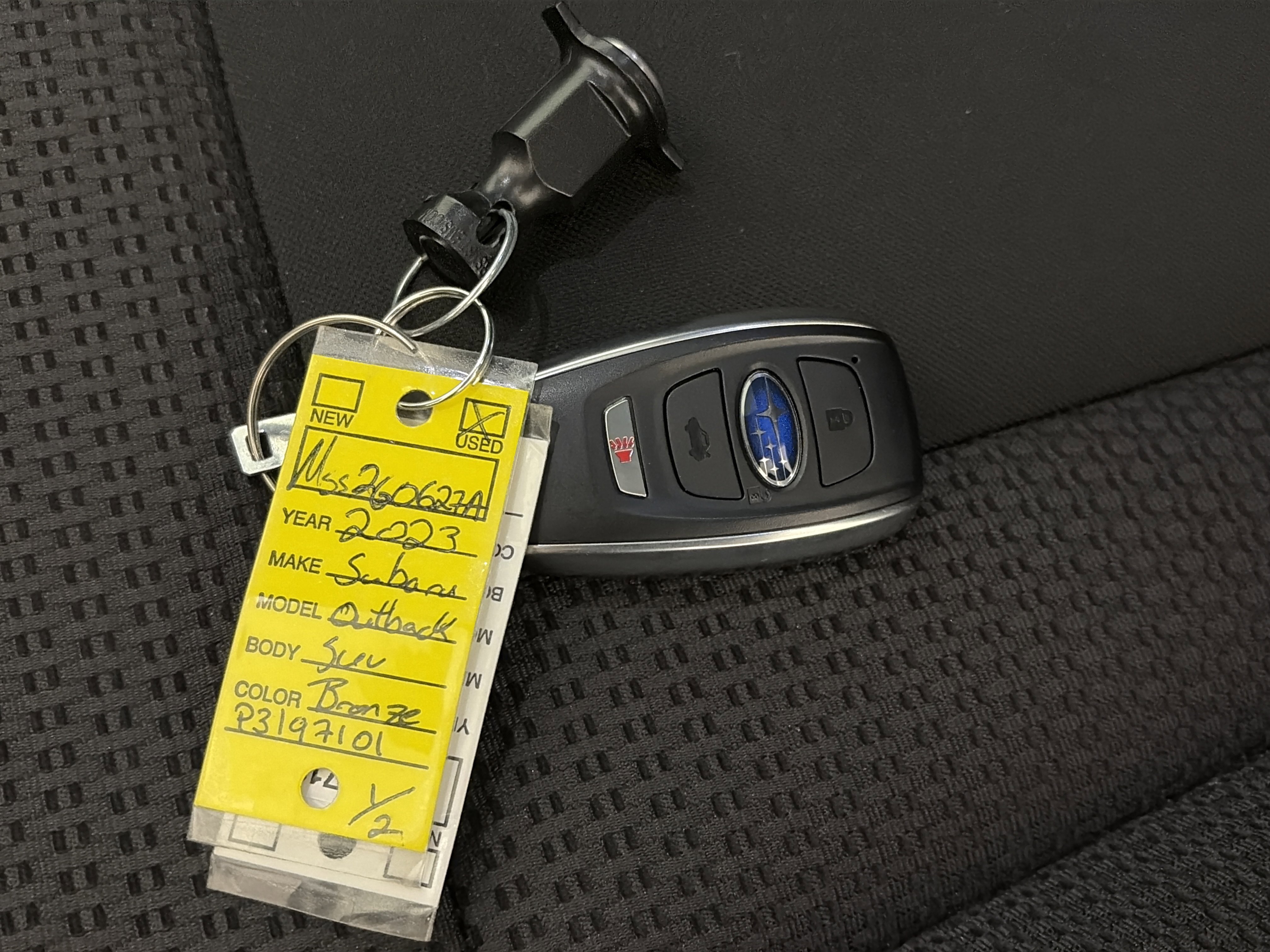 Used 2023 Subaru Outback Premium image 34