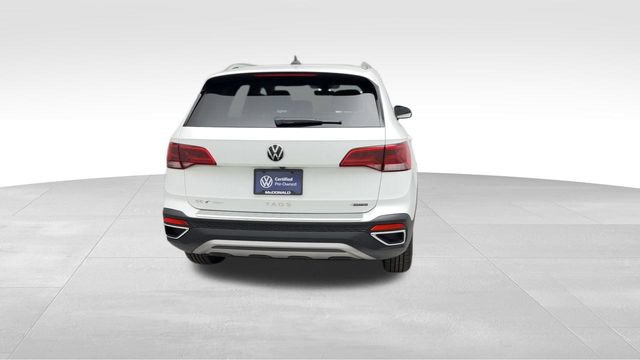 Certified 2024 Volkswagen Taos SE AWD/4WD image 4