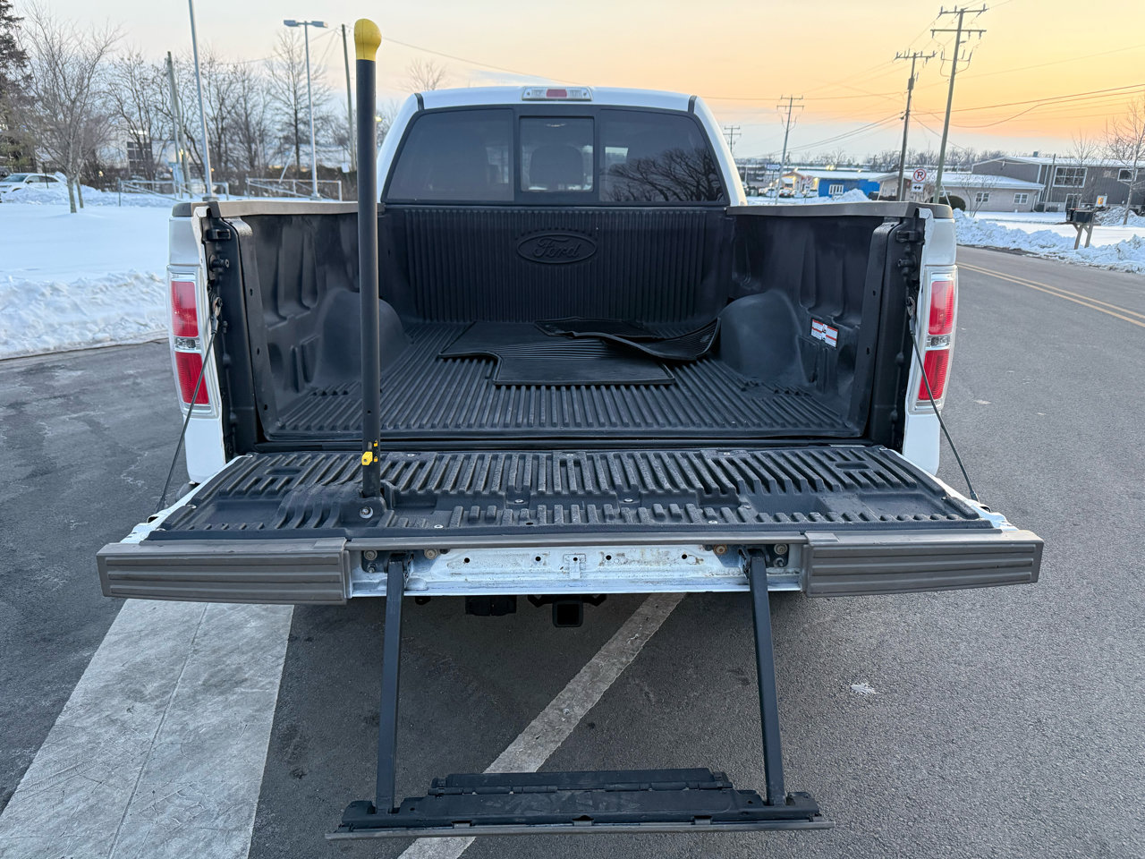 Used 2011 Ford F150 King Ranch w/ Max Trailer Tow Pkg image 45