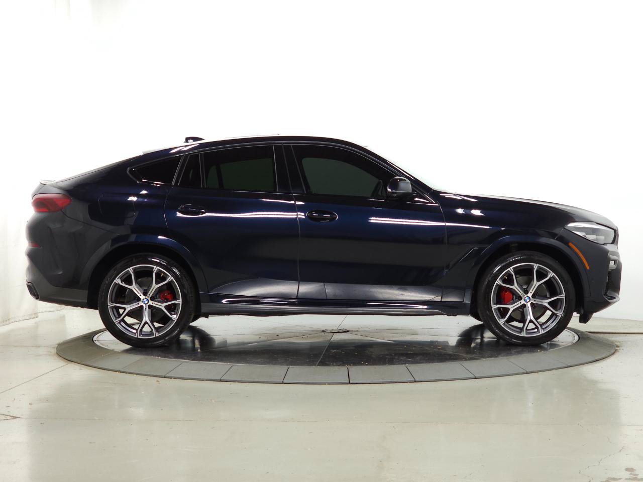 Used 2020 BMW X6 xDrive40i w/ M Sport Package AWD/4WD image 9