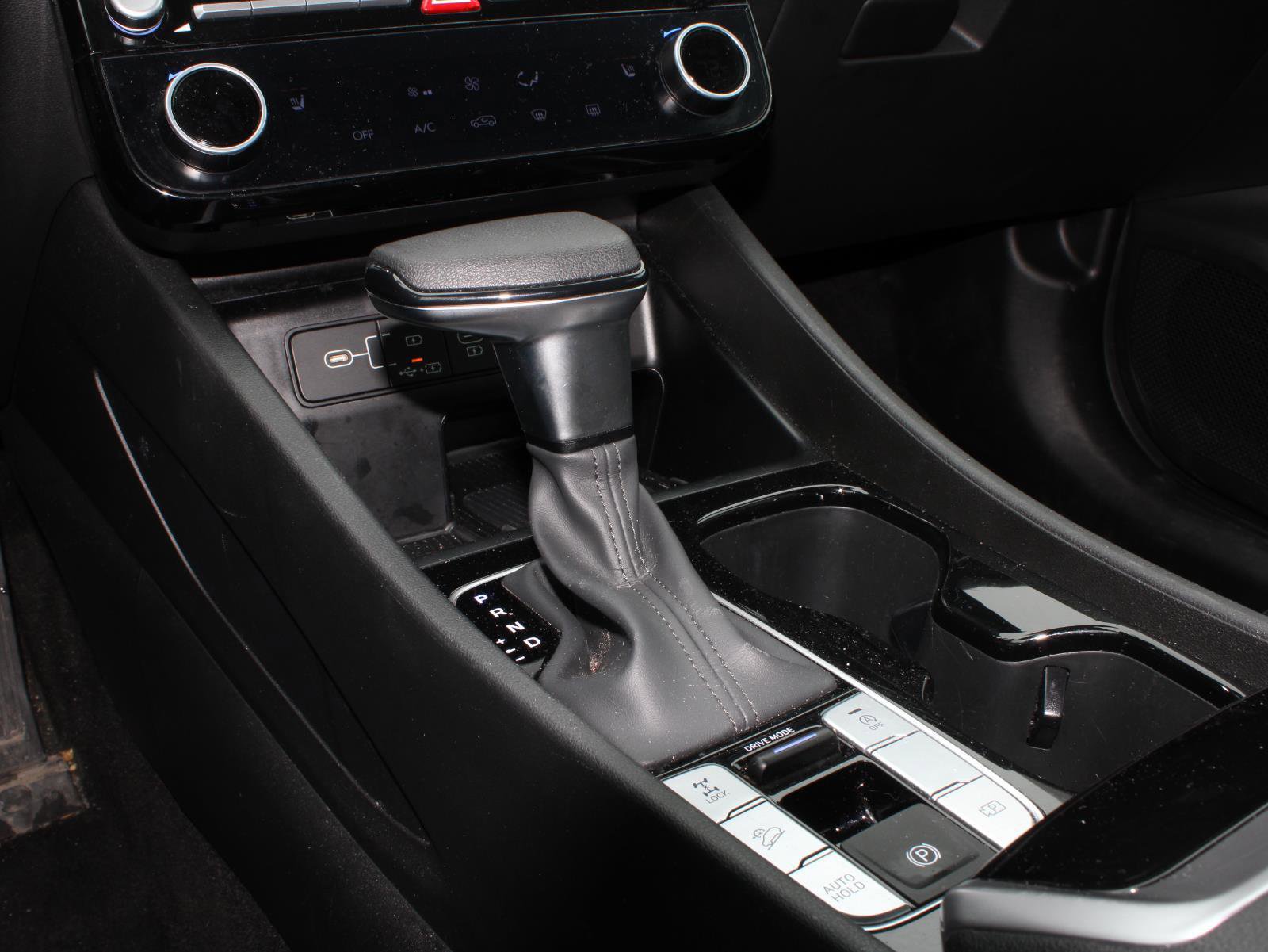 Used 2025 Hyundai Tucson SEL image 15