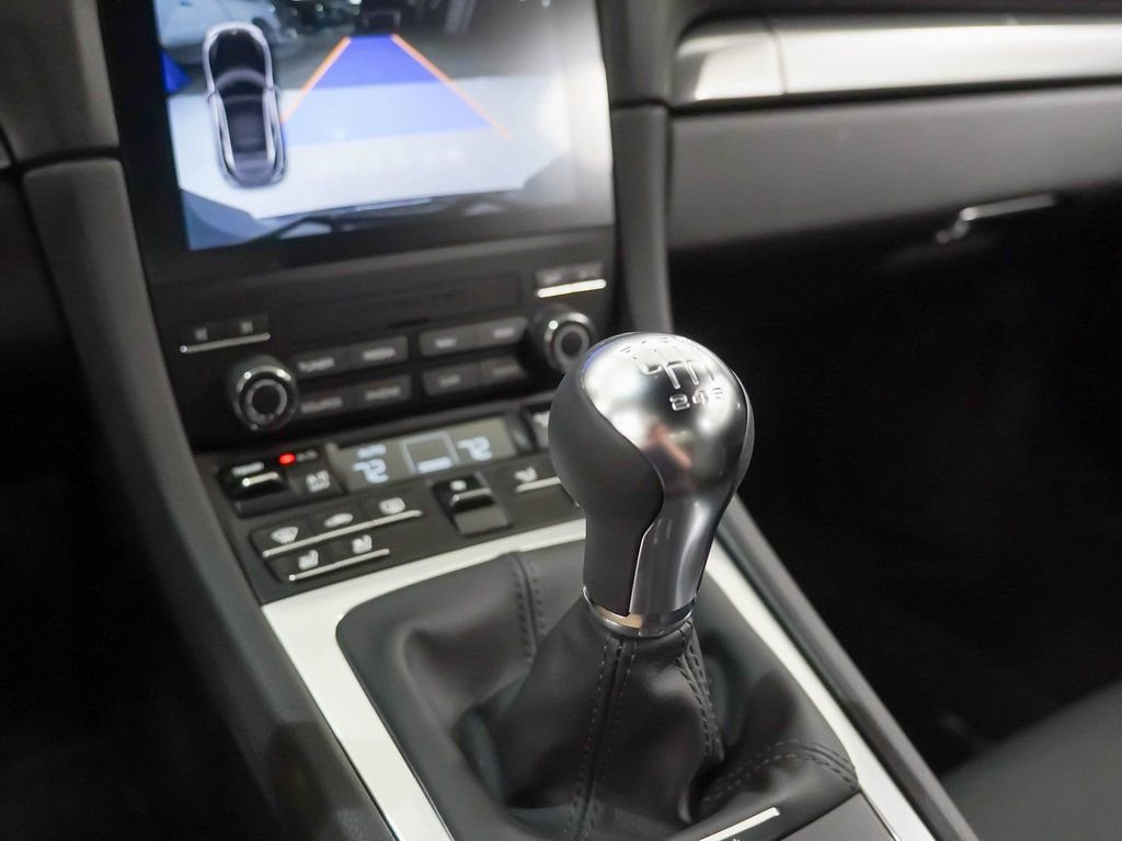 New 2025 Porsche 718 Cayman RWD image 30