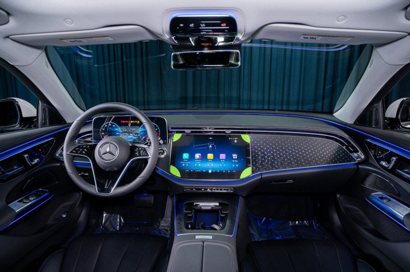 New 2026 Mercedes-Benz E 350 E 350 Sedan image 13