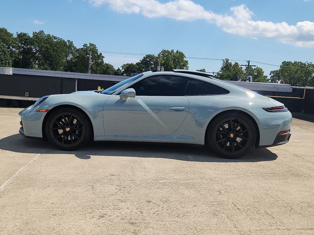 Certified 2025 Porsche 911 Carrera image 2