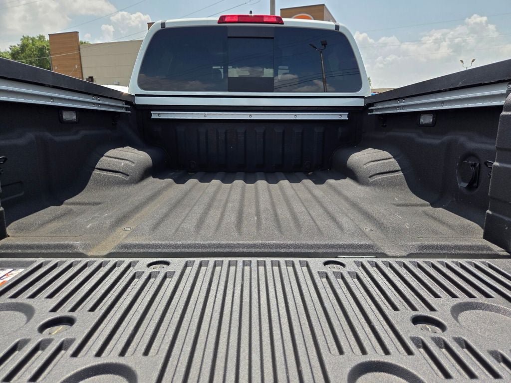 Used 2025 Nissan Frontier PRO-4X w/ Pro Premium Package AWD/4WD image 19