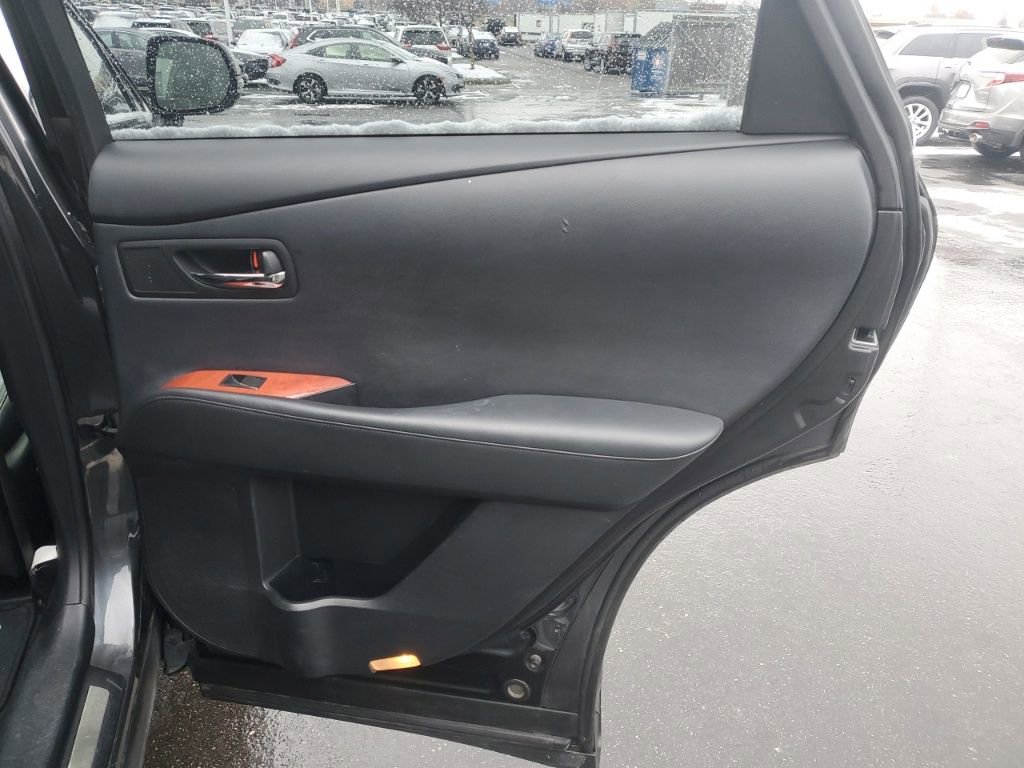 Used 2011 Lexus RX 450h AWD image 30