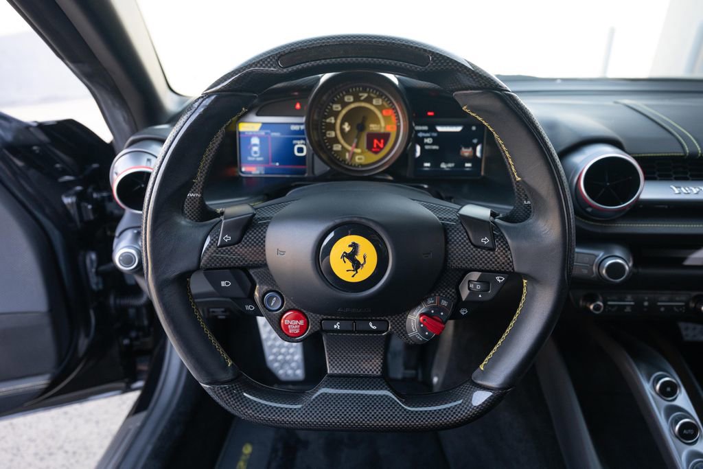 Used 2020 Ferrari 812 Superfast image 33