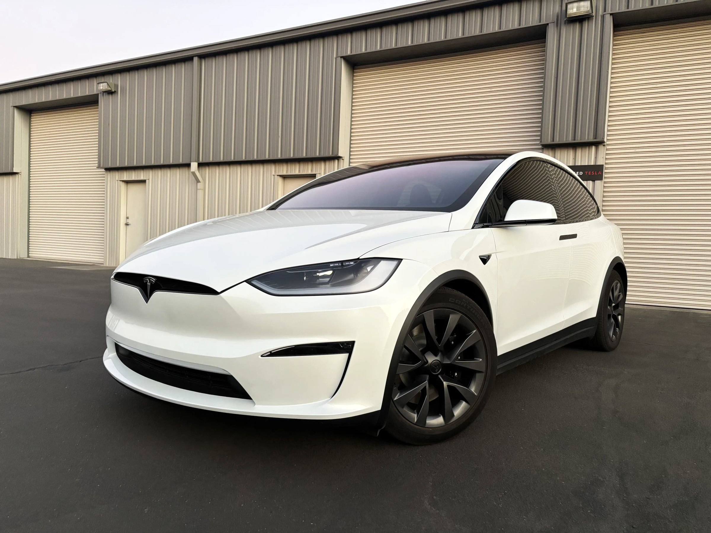 Used 2024 Tesla Model X AWD/4WD image 4