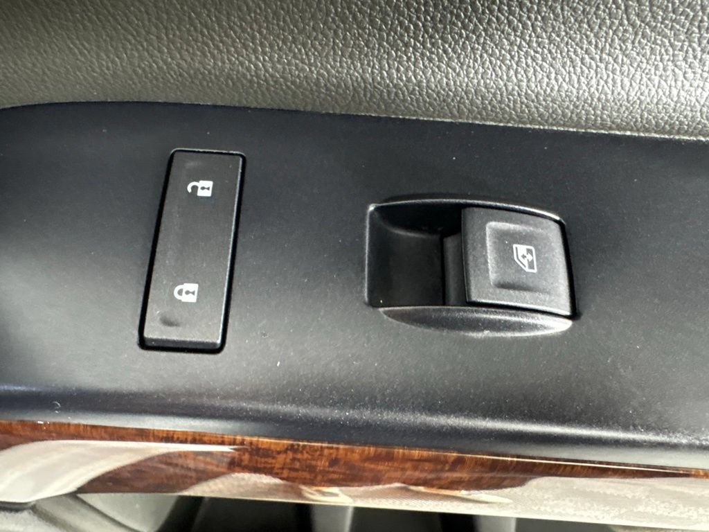 Used 2018 GMC Sierra 1500 SLT AWD/4WD image 42