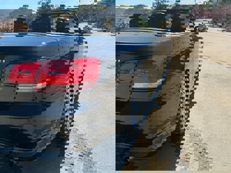 Used 2009 BMW 335i Convertible image 14